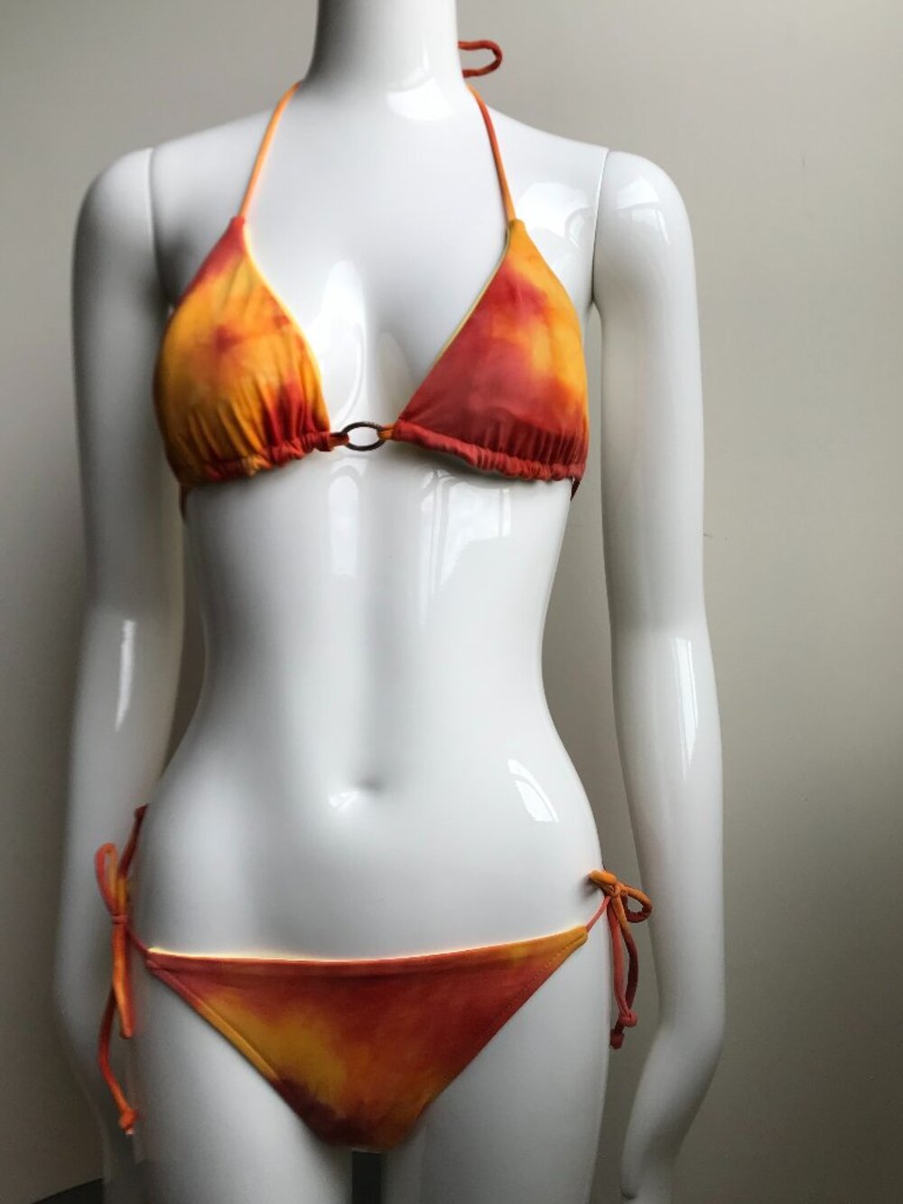 Billabong BLUE CRUSH era Vintage bikini tie dye reversible orange solid yellow
